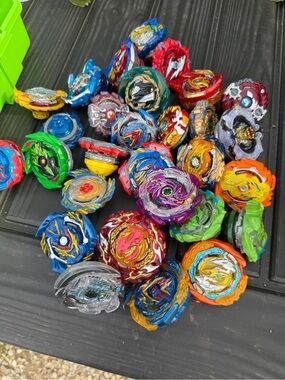 Assorted BeyBlade Kids Toy Spinning Tops bundle Bright Green Carrying Case